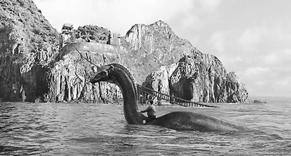 ΪӭǵĺģˮֵĴ˵ıڶĵӰͼΪ˹ˮִ˵ıĵӰա