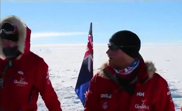 英国哈里王子和南极探险队终于登顶南极