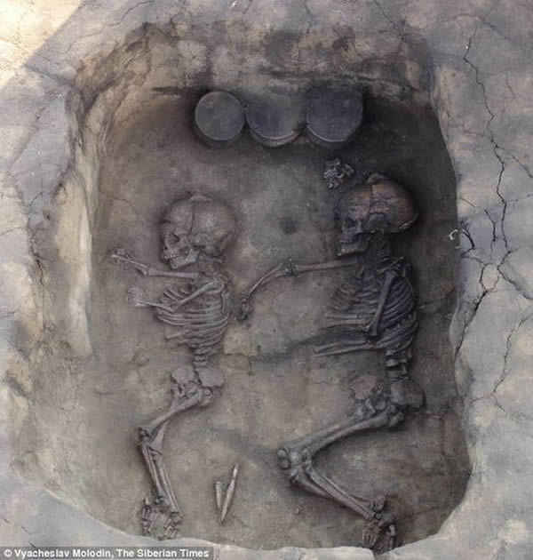 �о���Աָ��������ʬ������ʱ�䲻һ�£����������ⱻ�ڷų�ӵ����ʽ�����߽�����������һ��