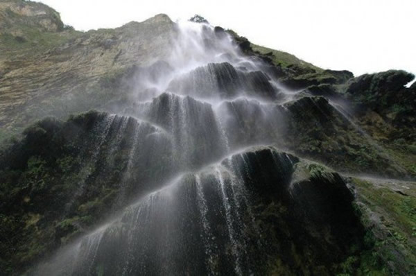 墨西哥圣诞树瀑布Arbol de Navidad