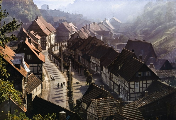 1973꣬ƬɸӶ Gordan Gahan¹㡣