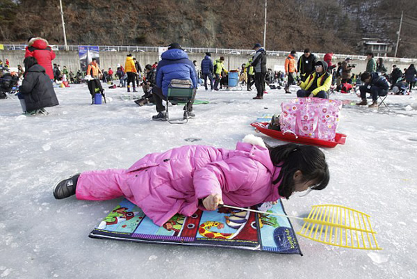 韩国江原道迎来一年一度的华川山鳟鱼节