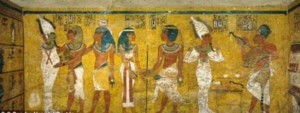 埃及法老图坦卡门木乃伊阴茎为何以90度勃起处理?