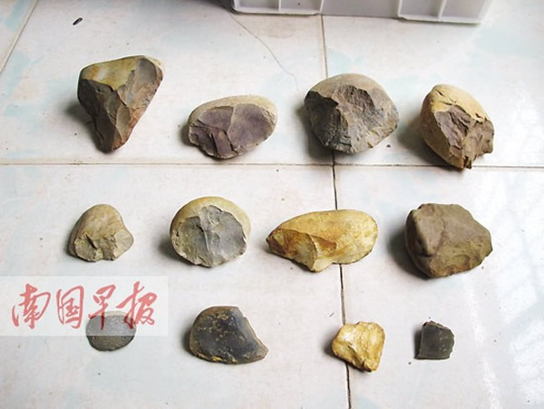 部分出土的石制品。