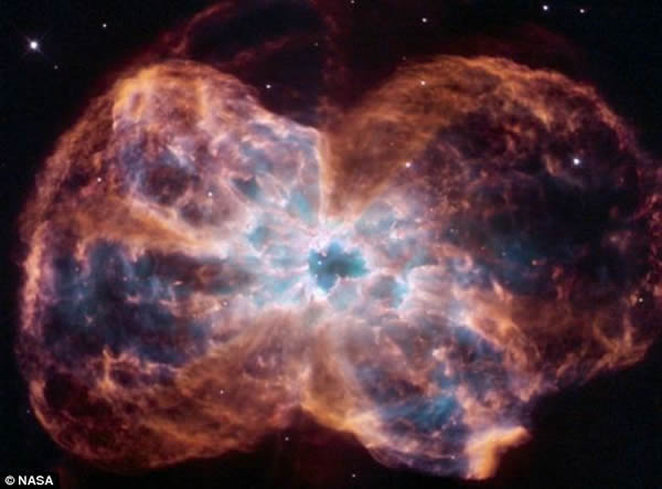 在一个代号为Nanocosmos的项目里,西班牙天文学家将与一组工程师合作再造垂死恒星