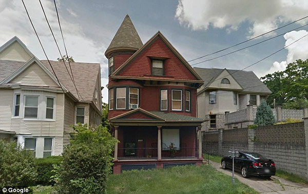 美国宾州1901年的维多利亚式古宅闹鬼出售