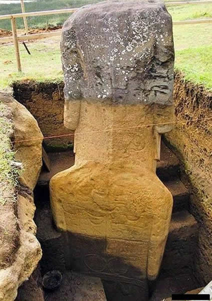 复活节岛巨石像竟穿性感小内裤?