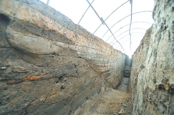 岳石文化内圈城墙