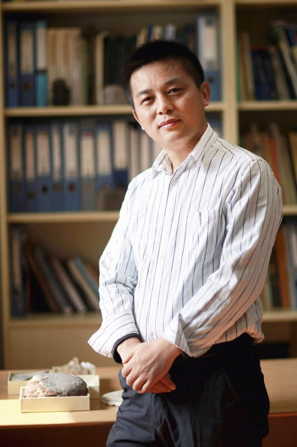 南京大学地球科学与工程学院副教授姜宝玉