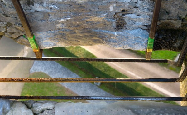 �������Ƭ���ذ������Ǳ�����ʯ����ʵ����