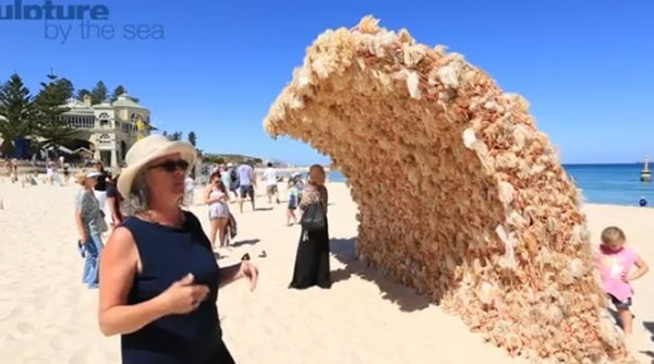 “芭比海浪”制作者安妮特