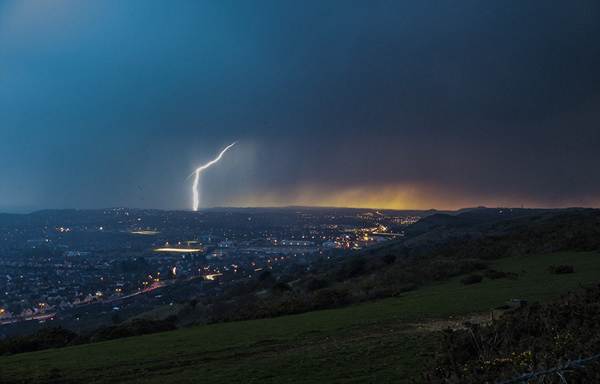 Ӣ�����վ���������Ϯ��