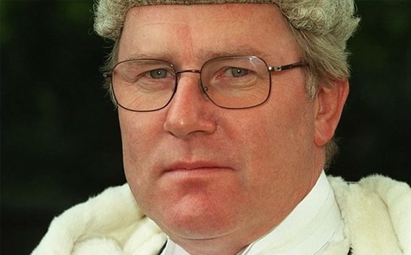 Ӣ��һ�����·�ͥ�����޷�����һ�ѷ������ѡ������