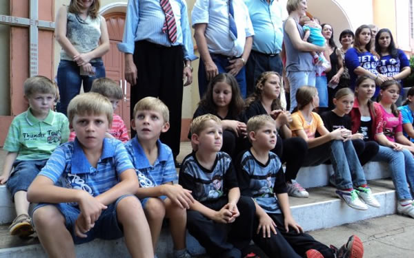 科学家突破性发现推翻巴西“双胞胎镇”与纳粹计划有关的说法