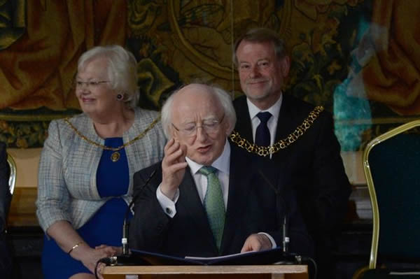 ��������ͳ��Ӣ���ݽ� ��Ƭ����������ɫӰ��