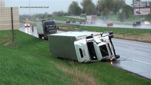 һ��ǿ�ҷ籩�������ϲ���������ɨ��ȥ