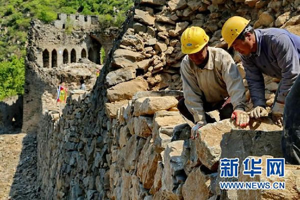 5��5�գ�ʩ����Ա���޸��ӱ�ʡ�ػʵ��峧������������159�ŵ�¥��160�ŵ�¥֮�䳤233�׵������ǽ��