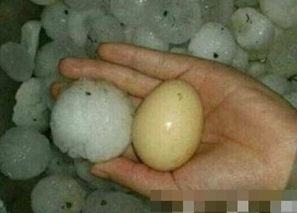 冰雹袭击贵州省贵阳市