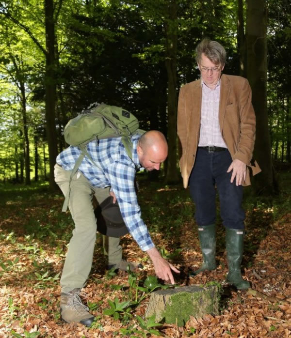 古利指出发现到的线索