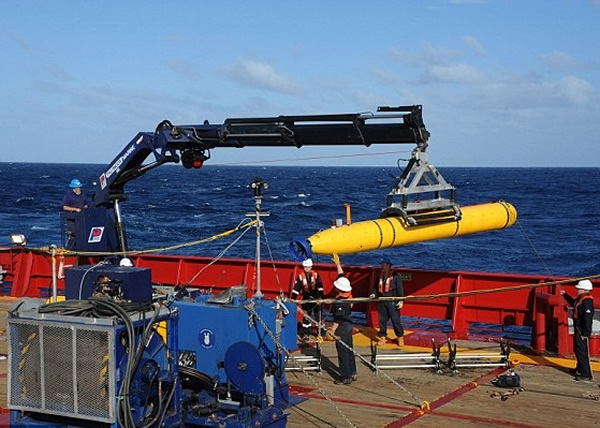 各国现时仍努力找寻失踪客机的位置