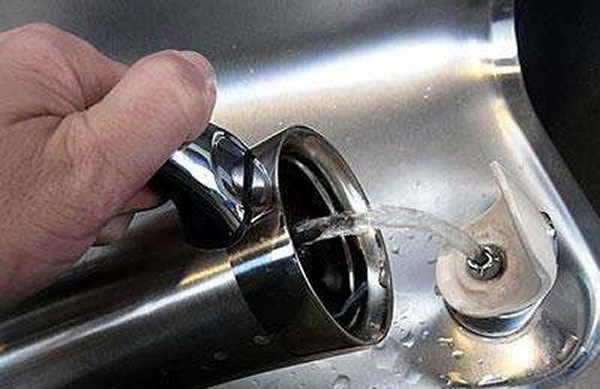 客机水龙头流出的自来水不宜饮用