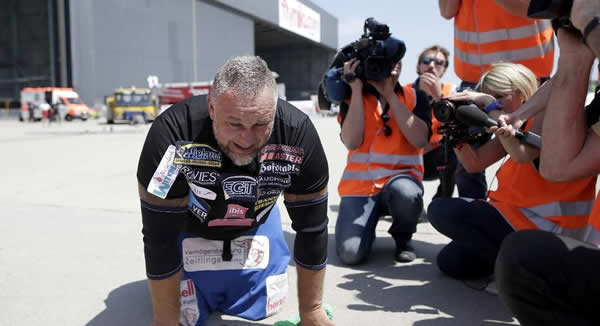 �µ��������˶�Ա����������������������777�ͻ�����Լ14.5�״��������¼