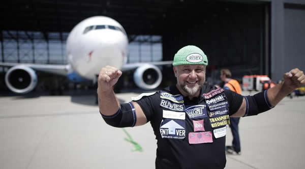 �µ��������˶�Ա����������������������777�ͻ�����Լ14.5�״��������¼