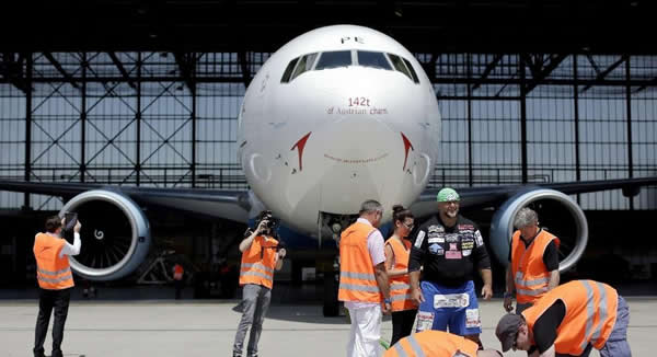 �µ��������˶�Ա����������������������777�ͻ�����Լ14.5�״��������¼