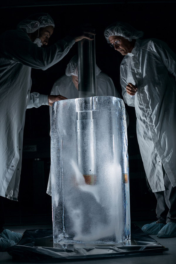 ������̫���������ƽ�ʵ���ң�JPL���Ŀ�ѧ�����ڼ��һ��̽��������������̽����Ҳ���г�һ������ľ�ǵ�����ľ�����ı�����»�� PHOTOGRAPHS BY M