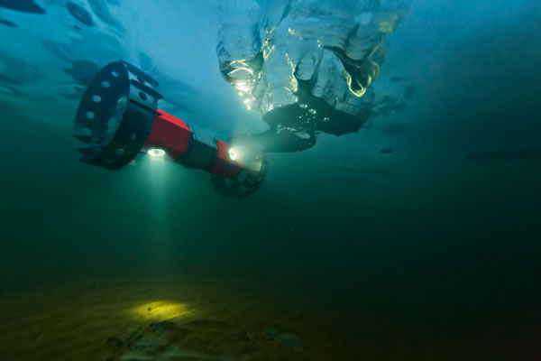 һ�β����У�����̽������̽���������BRUIE�������տƿ˺�����ı����·����С��������ݺ�������������ʾ�·����������ڡ�