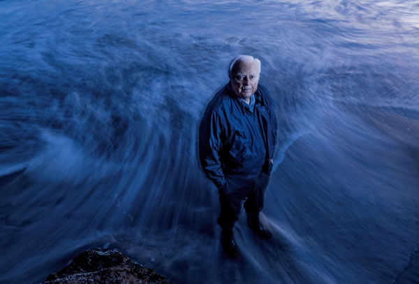 ����ѧ�ҷ����ˣ����׿���1960�����ʼ��Ѱ�����������������ߵ�Ѷ�ţ�Э����������������ѧ��������84����������µ�Ŀ�꣺���ǹ�Դ���������⡣ ������ͷ������