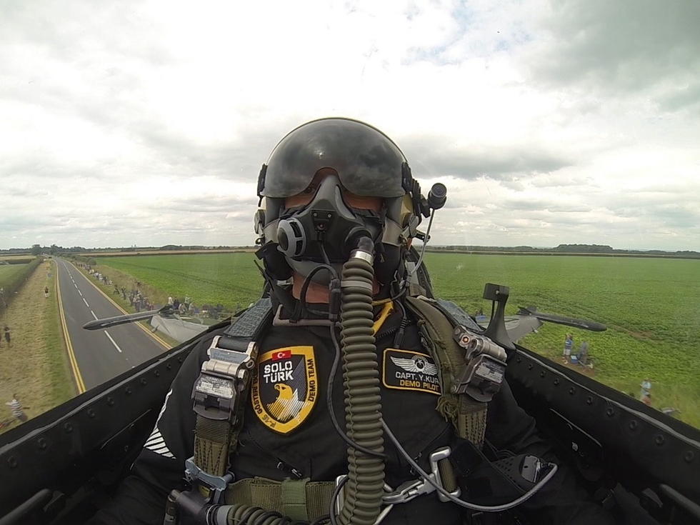 ӢWaddingtonչһվF-16Cսšͷɹ