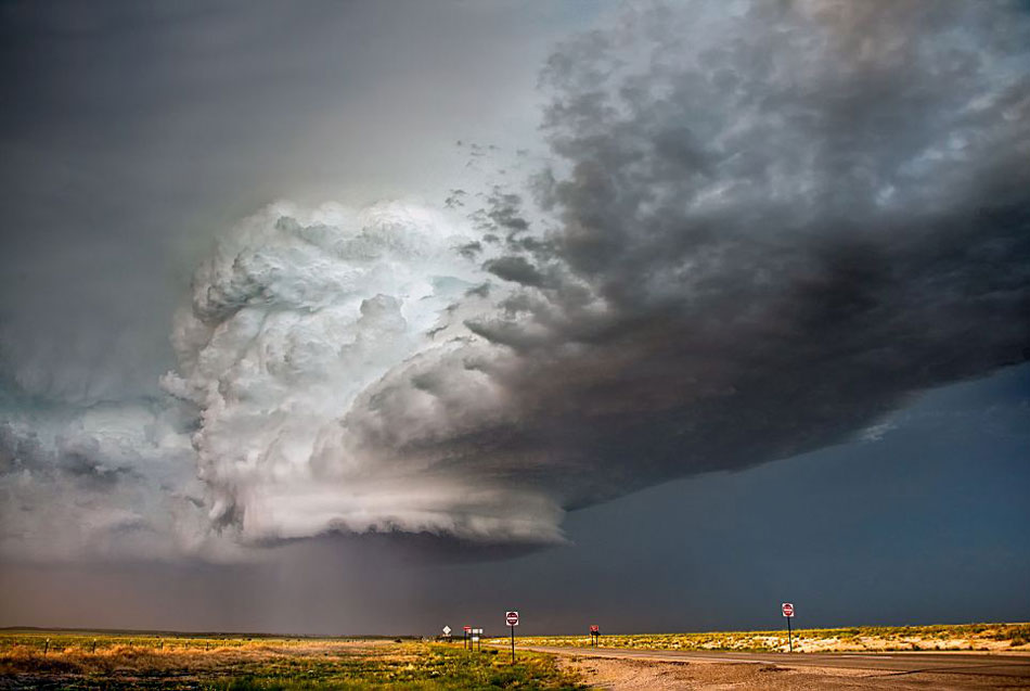 ���ص�����51���Ͽ�������һ������UFO�ĳ����ͷ籩