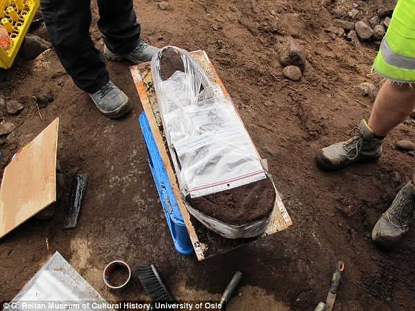 Ų��ʯ��ʱ����ַ���־��8000��ǰ������