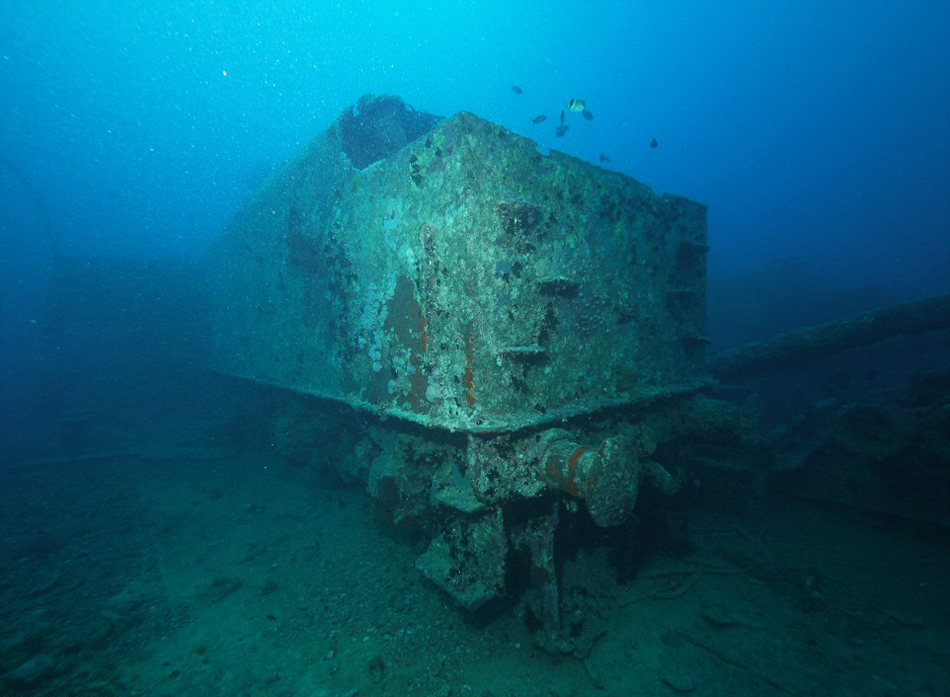 英国潜水员探访红海海底二战沉船“蓝蓟花号”(SS Thistlegorm)残骸遗址