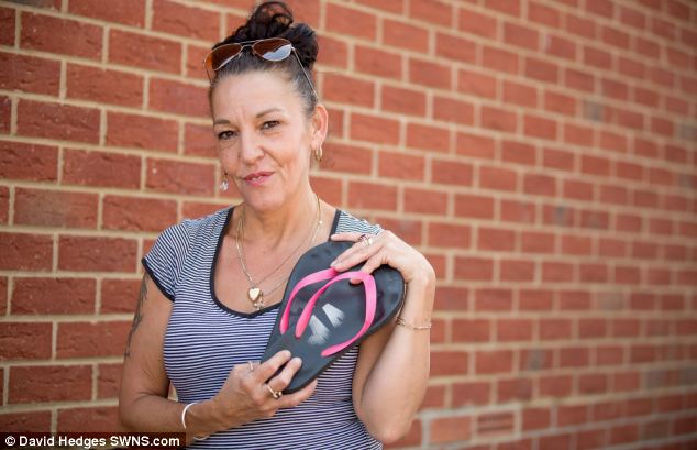 Ӣ��һ��Ů��ʿ��30������׻� �����н��ϡ�����