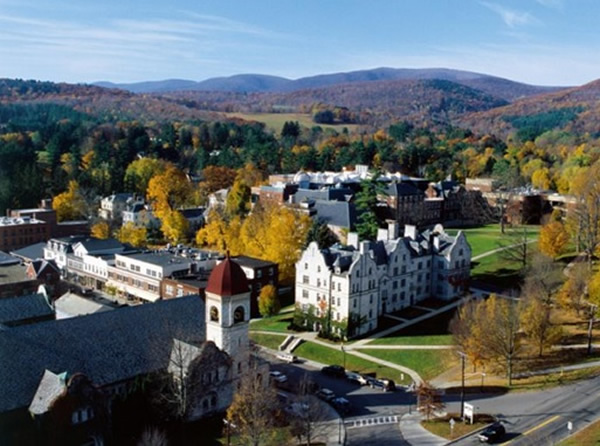 威廉斯学院(图)获选为美国最佳大学