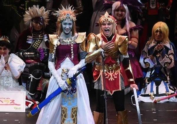 日本名古屋举行“世界Cosplay冠军赛” 俄版《萨尔达传说》夫妻夺冠