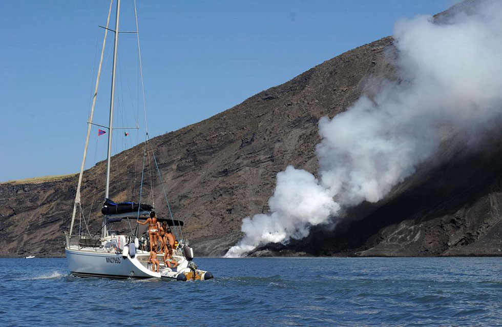 游船上的游客都惊呆了