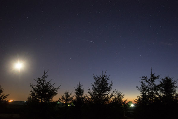 2014年7月30日摄于加拿大不列颠哥伦比亚的英仙座流星雨