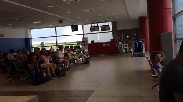 �˿ͻر�����������