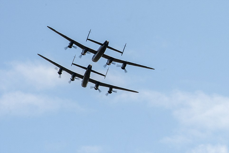 �����������ܻ��ܷɵĶ�սʱ������˹�غ�ը��50�����״����