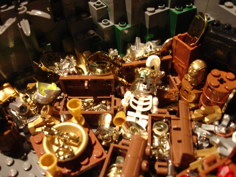 神秘诅咒:俄罗斯寻宝爱好者一家几被灭门