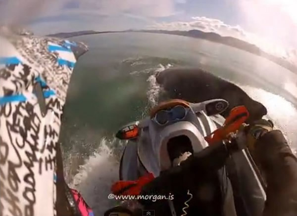 ������ˮ��Ħ������ײ������ˮ�����ͷ��