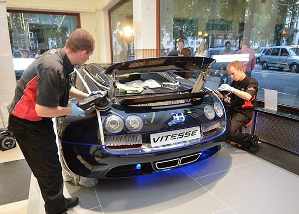 ����Ա���ʱ�Ե�һ˿������