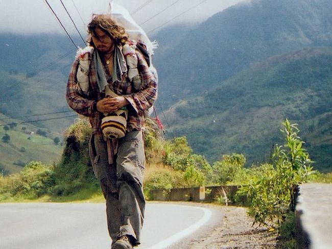 ��ʲ����������չ��ͽ��ȫ����֮��