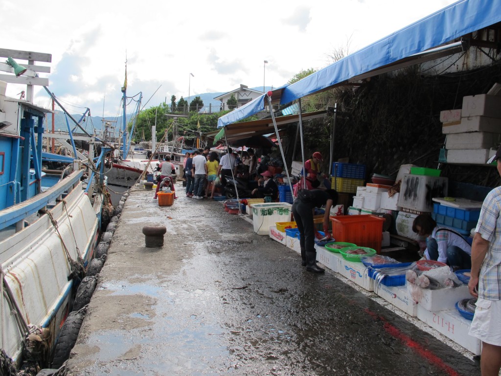 大溪渔市,是研究团队的主要采样来源之一;图片提供:骆皓元。