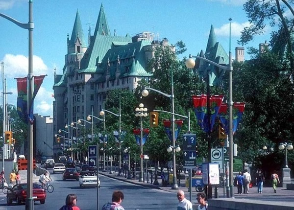 加拿大是美国人最喜欢国家