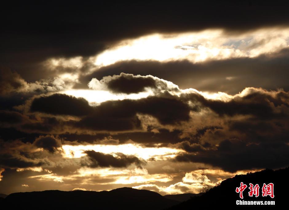 ����ˡ�̨�罫����������ճ��������Ʋ�