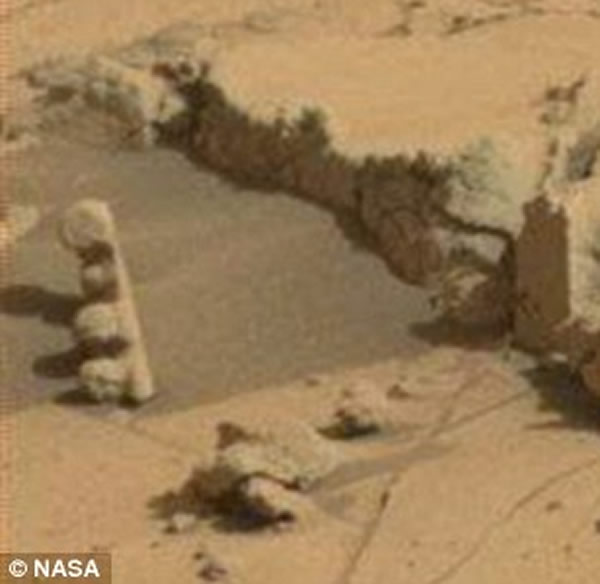 ������ڻ������ĵ������̵ơ���ʯ